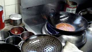 簡単　中華 料理 レシピ エビチリ丼の作り方 エビチリ レシピ　作り方
