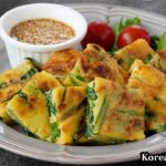 【10分で簡単！】小麦粉不使用！ヘルシーで旨い！カリカリもっちり『豆腐ニラチヂミ』グルテンフリーのニラチヂミです。-How to make Korean Pancakes-【料理研究家ゆかり】