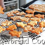 【クリスマスにぴったり！】簡単でかわいいジンジャーブレッドクッキーの作り方、お子さんが喜ぶ卵なしレシピ！Gingerbread cookies recipe